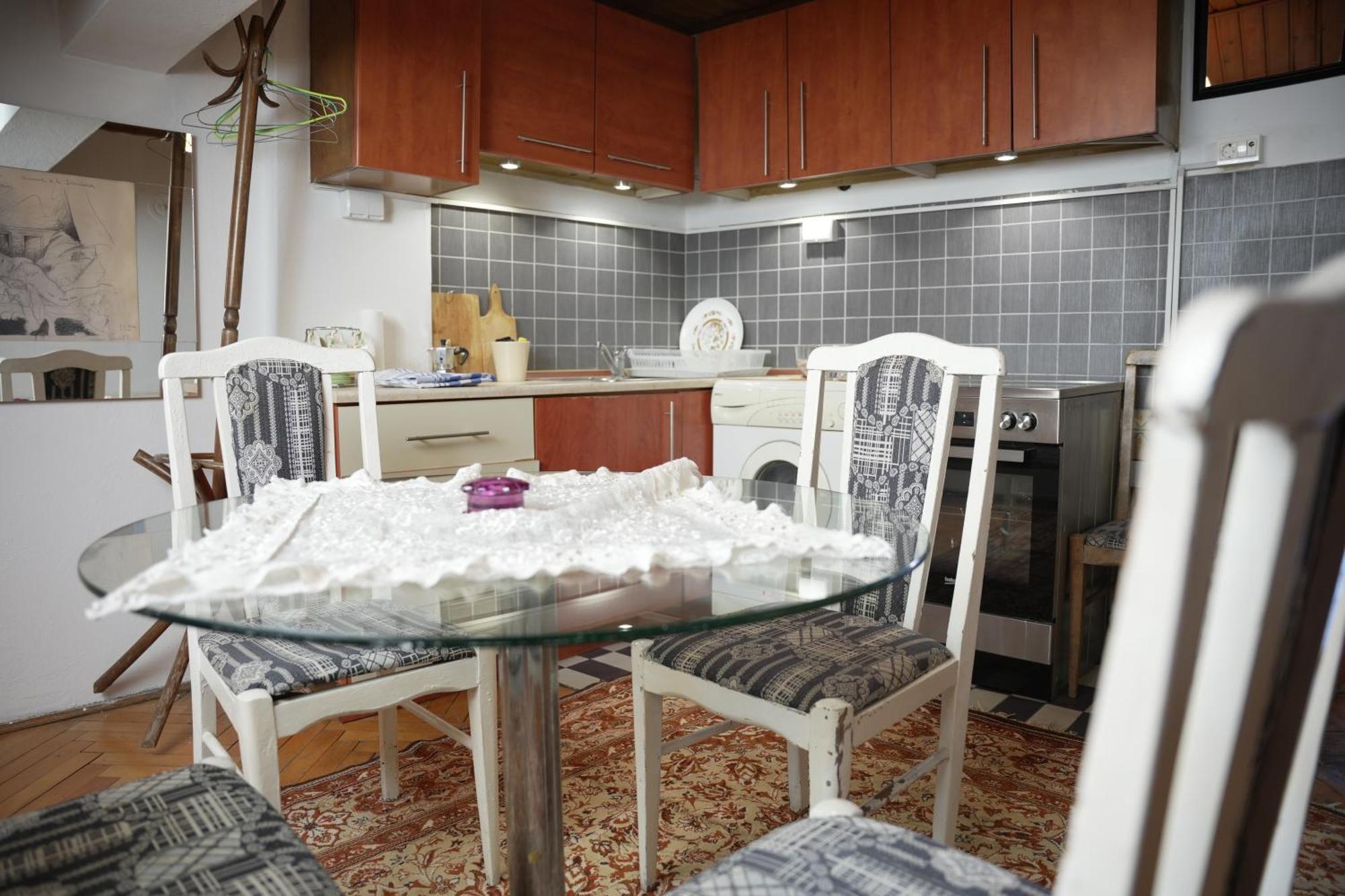 דירות פרישטינה Old Street House מראה חיצוני תמונה
