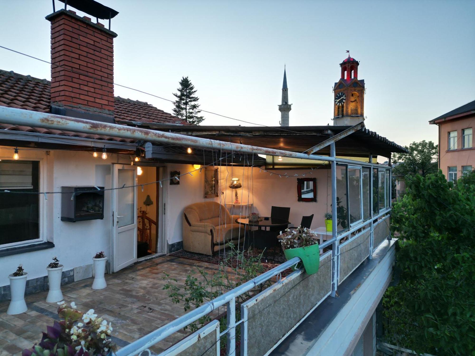 דירות פרישטינה Old Street House מראה חיצוני תמונה